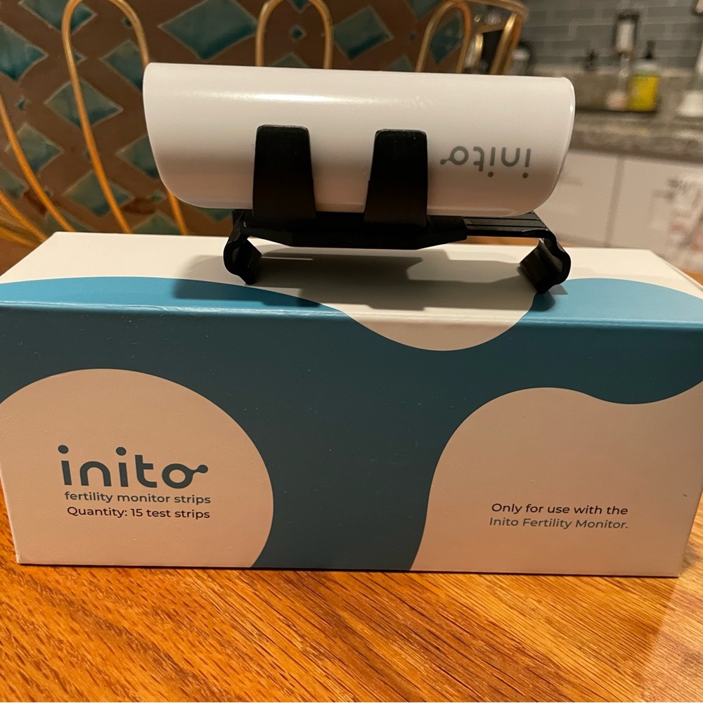 Inito Fertility Monitor and Strips